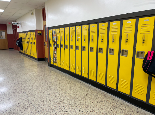 Sophomore lockers located on the first floor.